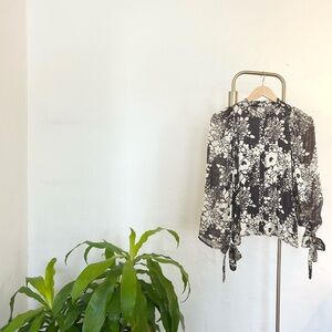 WARM NY 100% silk Gold Floral Print Sheer Blouse